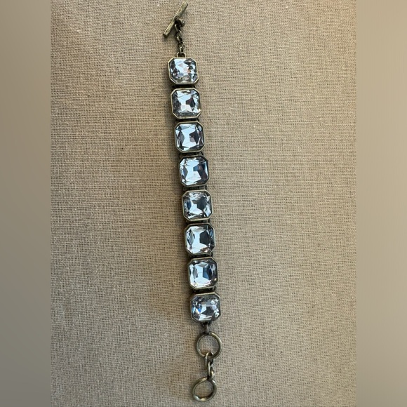 Retro Glam Square Cut Crystal Bracelet - Picture 2 of 3